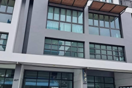 Home Office ใหม่ให้เช่า ลาดพร้าว