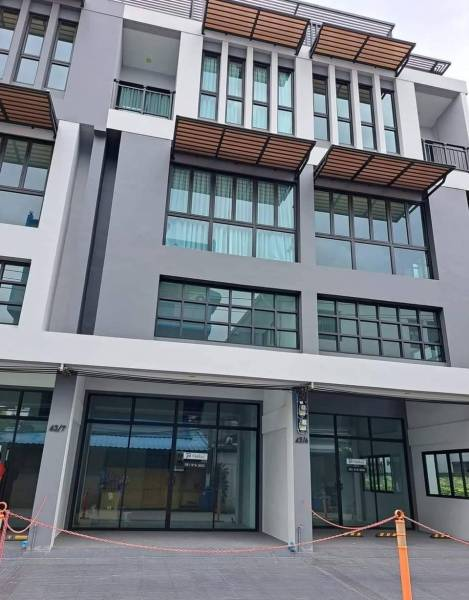 Home Office ใหม่ให้เช่า ลาดพร้าว
